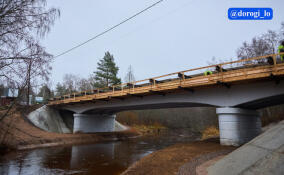 В Ленобласти идет ремонт моста через Воронку