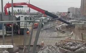 Водоканал Петербурга подвозит цистерны и бутылки с питьевой водой по более чем 10 адресам в Кудрово