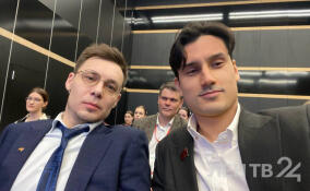 Силовики провели обыски у ленинградского активиста