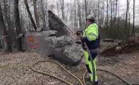 Дорожники Ленобласти благоустраивают ДОТы