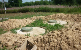 В Лужском районе рабочего насмерть завалило грунтом при замене канализации