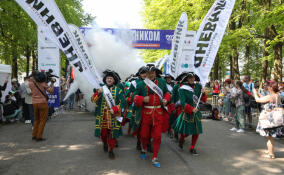 В Петербурге пройдет костюмированный «Забег Петров Первых»