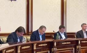 В Доме правительства Ленобласти обсуждают проекты благоустройства территорий в 12 городах