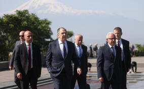 Армянский раунд: Сергей Лавров в Ереване закрепляет точки над i