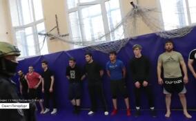 Петербургские полицейские нагрянули в клубы единоборств