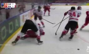 Сборная Канады проиграла в четвертьфинале чемпионата мира по хоккею