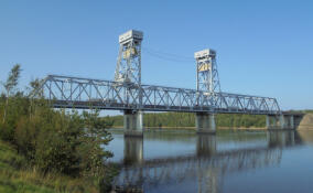 В Ленобласти на трассе «Кола» перекроют движение из-за разводки моста 15 июня