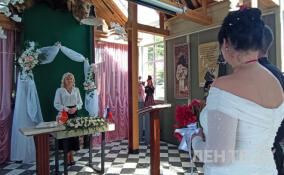 В Шлиссельбурге появилось новое место для выездной регистрации брака