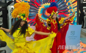 Александр Дрозденко объяснил, почему Ленобласть встречала гостей ПМЭФ под ритмы бразильского карнавала