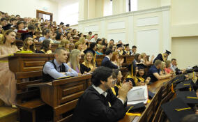 В Ленобласти начался прием документов в вузы, колледжи и техникумы