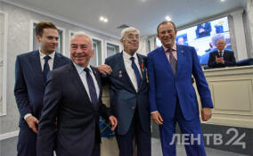 Заседание ЗакСа Ленобласти – в ярких снимках ЛенТВ24