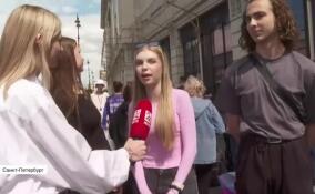 В Петербург прибыли школьники из Енакиево