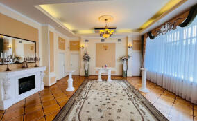 В ЗАГСе Тосненского района преобразилась торжественная зона