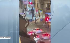 Ночное ДТП с байкером попало в объектив камеры наблюдения