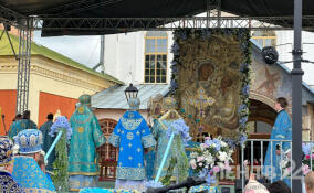 Ленинградцев поздравили с Днем явления Тихвинской иконы Божией Матери