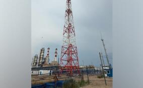 В Усть-Луге при осмотре вышки связи погиб электромонтажник