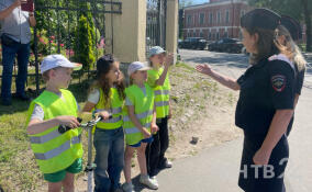 Детям в лагере «Совенок» рассказали о безопасной езде на самокатах