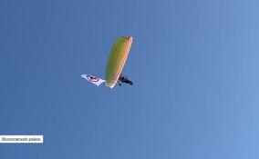 В деревне Извара в небо подняли Знамя Мира