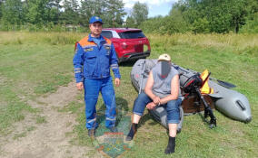 На реке Волхов искали пропавшего рыбака