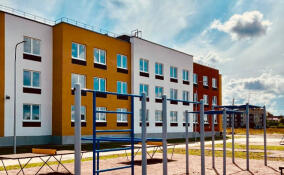 В Кингисеппском районе достроили дом для переселенцев из аварийного жилья