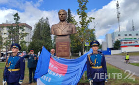 В Агалатовском сельском поселении открыли памятники лётчикам-героям России
