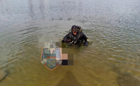 В Кировске водолазы обнаружили тело утонувшего в карьере мужчины