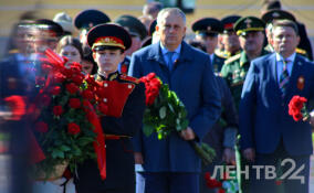 Жителей Ленобласти поздравили с Днем памяти героических защитников Ивановского пятачка
