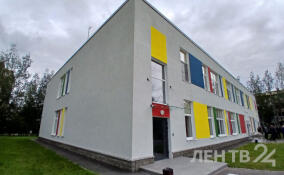 Александр Дрозденко посетил новый корпус школы № 6 во Всеволожске