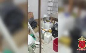 Подпольную нарколабораторию обнаружили в Выборгском районе