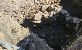 Археологи нашли в Староладожской крепости каменную кладку эпохи Олега Вещего