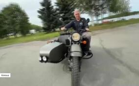 Американский мотолюбитель обкатывает на Аляске новый «Урал»