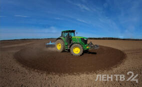 В Ленобласти ветераны СВО смогут восстановить права на управление трактором бесплатно