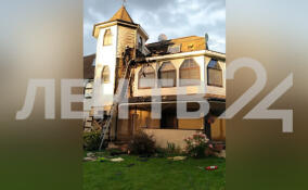 В пожаре в поселке имени Свердлова пострадали три человека