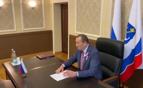 Александр Дрозденко принял участие в открытии игровой комнаты в Енакиевской школе-интернате №2