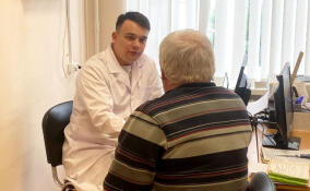 Специалисты областной больницы приняли пациентов в Приозерске и Кировске