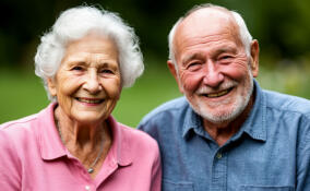 Более 240 тысяч пенсионеров старше 80 лет получают повышенную пенсию в Петербурге и Ленобласти