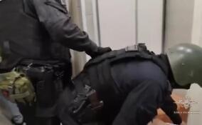 В Петербурге поймали двух пособников телефонных аферистов