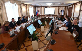 Александр Дрозденко встретился с руководством ленинградского отделения «Народного фронта»