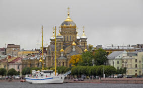 Петербуржцы менее довольны своей жизнью, чем жители Юга России и Поволжья