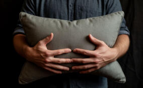 Мен семіз, үлкен әйелдермен порно көрдім. Толық әйелдермен жыныстық қатынасқа қараңыз