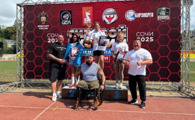 Спортсменки из Ленобласти покорили чемпионат России по силовому экстриму