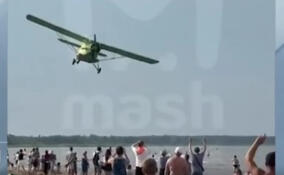 Пролетевший низко над пляжем пилот предстанет перед судом в Ленобласти