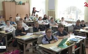 Школьникам предложили выделять ежегодно по 10 тысяч рублей на покупку книг