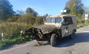 Электричка столкнулась с автомобилем на перегоне Мюллюпельто – Отрадное