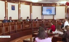 Александр Дрозденко провел встречу с молодежным цифровым активом региона