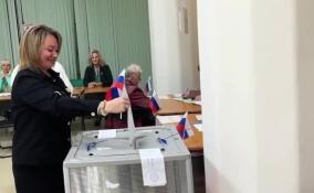 На губернаторских выборах проголосовала глава Всеволожского района Лира Бурак