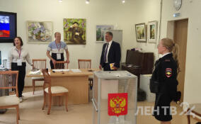 Сергей Лисовский проверил работу избирательных участков в Гатчине
