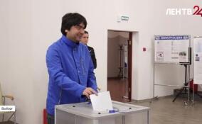 Владимир Цой проголосовал на выборах губернатора в Выборге