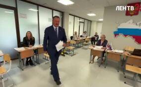 Михаил Лебединский проголосовал в Гатчине