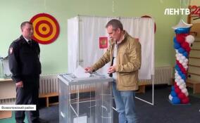 Роман Марков проголосовал на выборах губернатора и призвал последовать его примеру